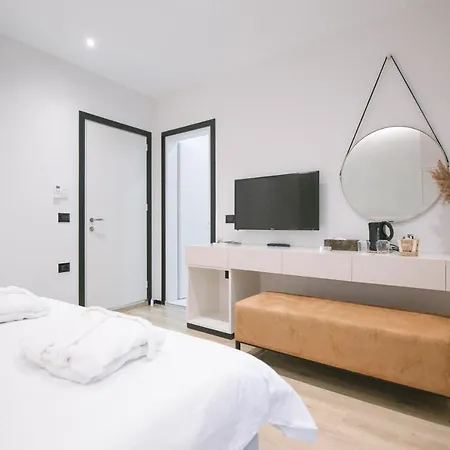 Boulevard Boutique Korce