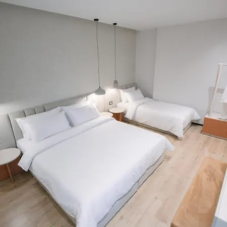 Boulevard Boutique Korce