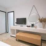 Boulevard Boutique Hotel