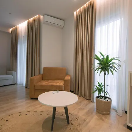 Boulevard Boutique * كورتشي